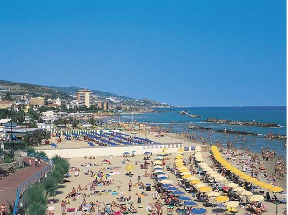 Апартаменти Aria Di Mare Боргетто-Санто-Спірито Екстер'єр фото